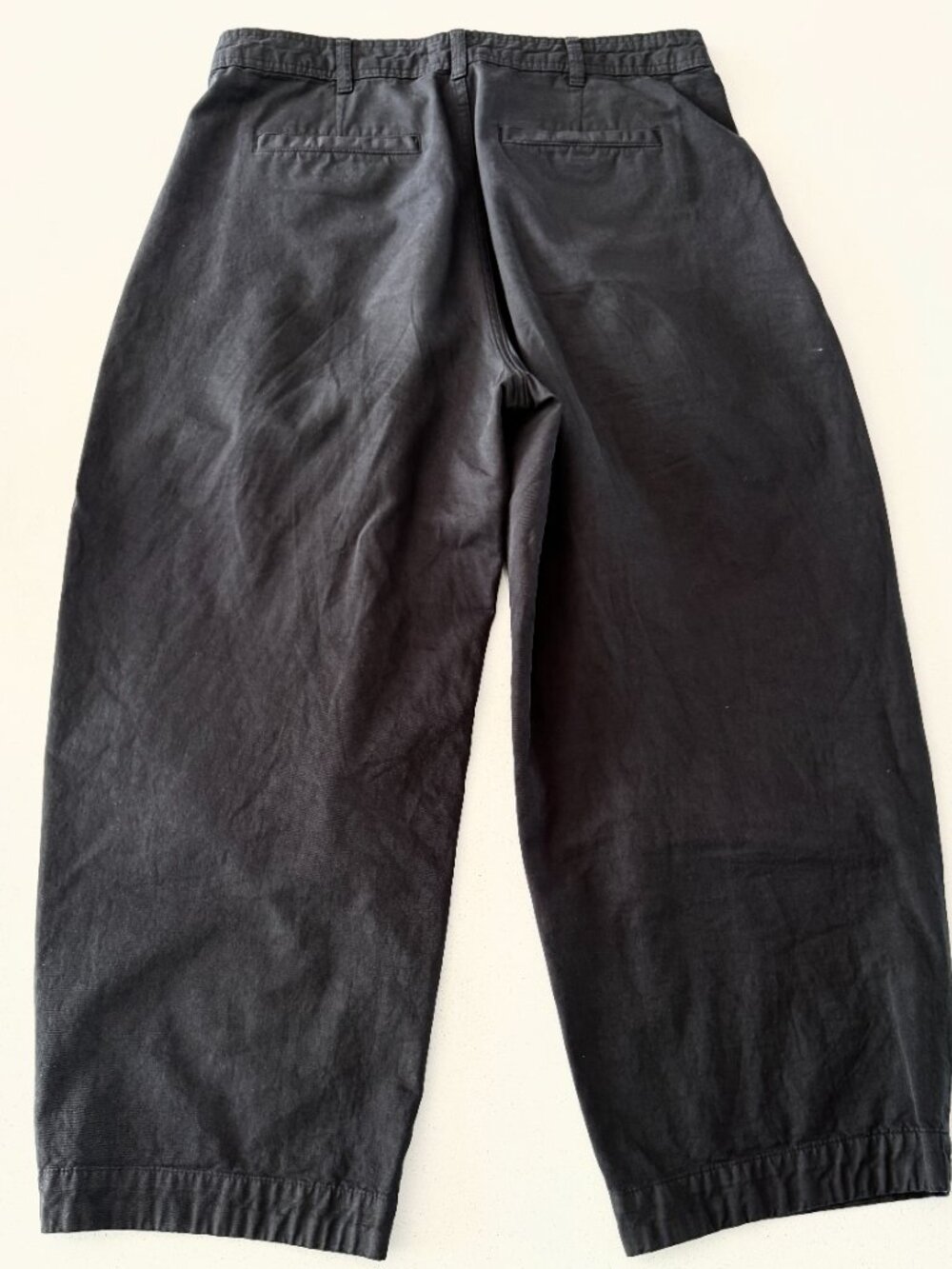 Everlane Everywhere Pants, Black, Size 12 - Picture 2 of 11